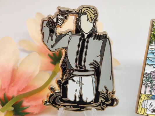kaufen 1.5 Zoll weiches Emaill-Lapel-Pin Custom Zinklegierung Metall-Badge für Branding online manufacture