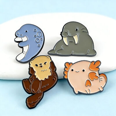 kaufen Individuelle goldene Metall-Anstecknadeln mit Soft-/Hartemaille aus China im Großhandel für Hüte und Kleidung. online manufacture