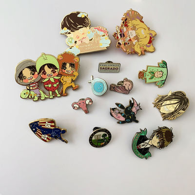 Ein guter Preis. Custom Hard Enamel Lapel Pin mit Tierthema und einzigartigem Design Online