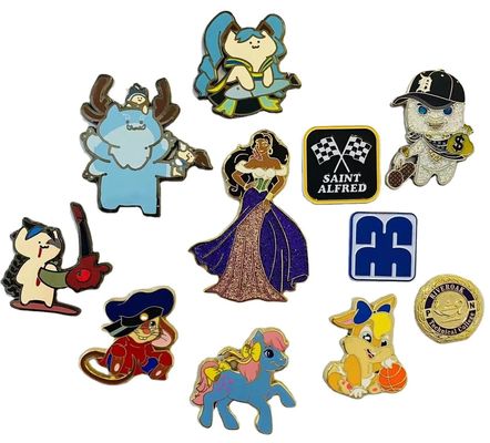 Hersteller Custom Lapel Pin Badges Etiketten Entwerfen Sie Ihr eigenes Logo Metallhandwerk Weiches Emaillepin