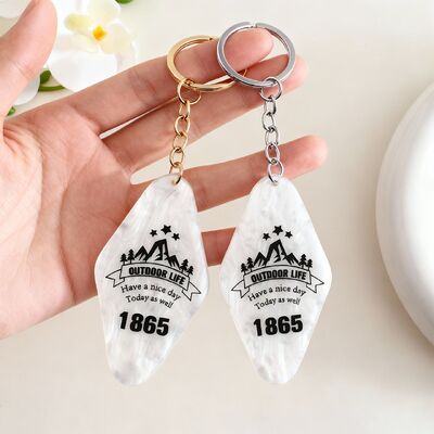 Ein guter Preis. Werbeanzeige Maßgeschneiderte Acryl Hotelzimmer Nummernschild Schlüsselketten Kreativer Diamant Namensschild mit gewebter Technik Quadratmuster Online