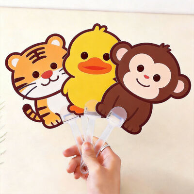 Ein guter Preis. Bestellen Sie benutzerdefinierte gedruckte PP- oder Acryl-Handventilatoren mit Ihrem Logo für Werbung und Werbung. Online