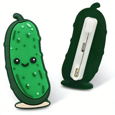 Ein guter Preis. Individuell gestaltete Hart-/Weich-Emaille-Pins mit Glitzer, UV-Druck, Anime-Logo. Online