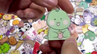 Niedliche Broschennadeln aus Acryl für Taschen, Hoodies und Hüte – Kawaii-Geschenk für Mädchen